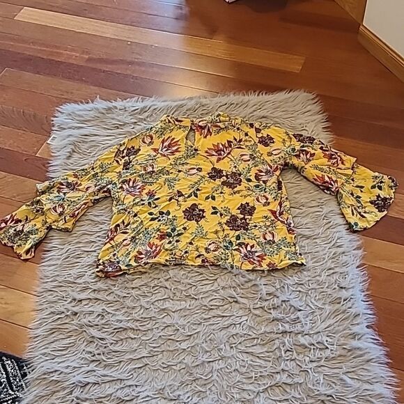 Angie womens boho mustard yellow floral print flowy long sleeve shirt size large - Picture 6 of 7